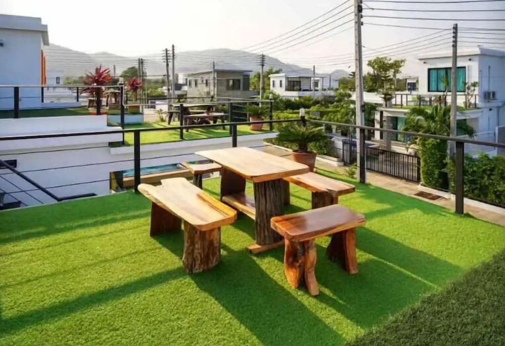 Panbuddee Pool Villa