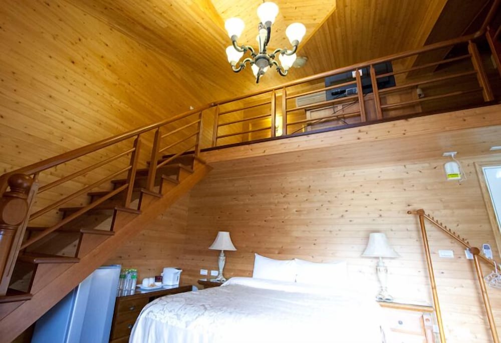 Aurora B&B
