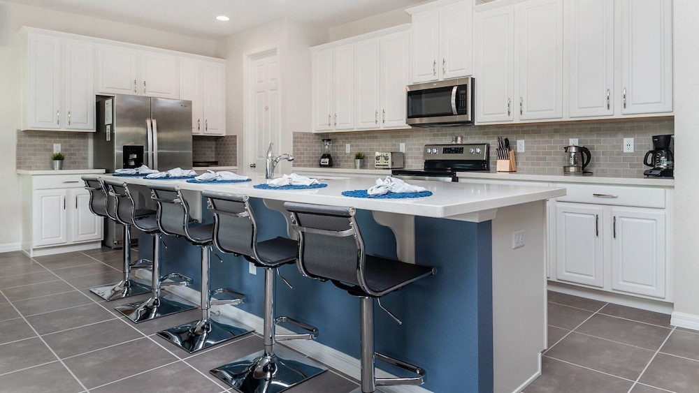 Solara Resort 7 Bedroom Private Pool Home with Game Room 7 Home