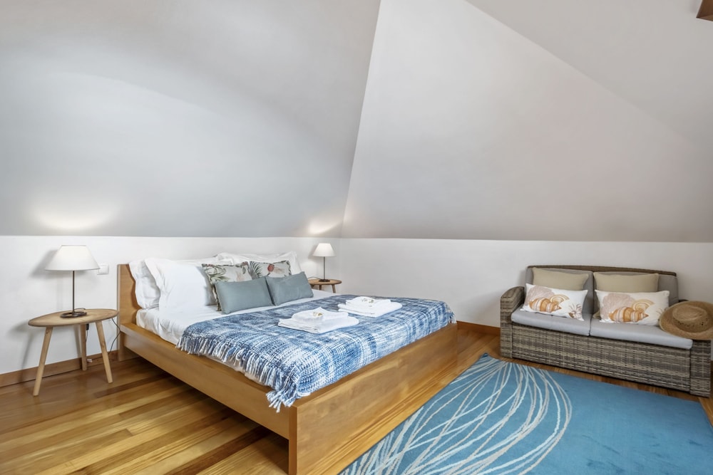 Villa Piedade by Homie