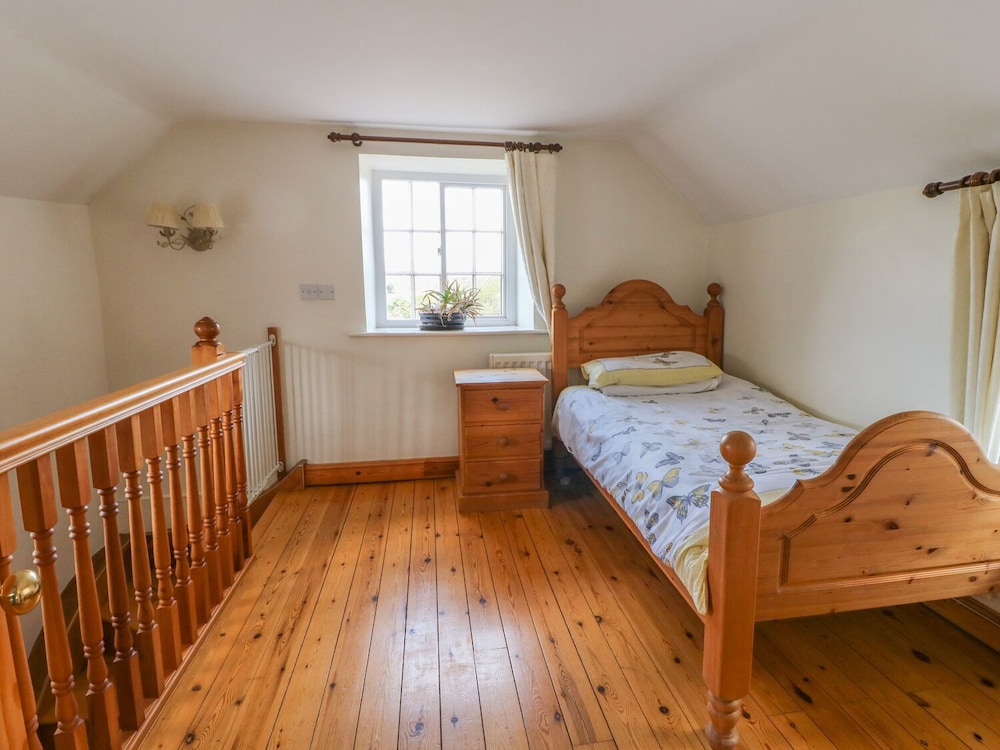 Forge Cottage view 4
