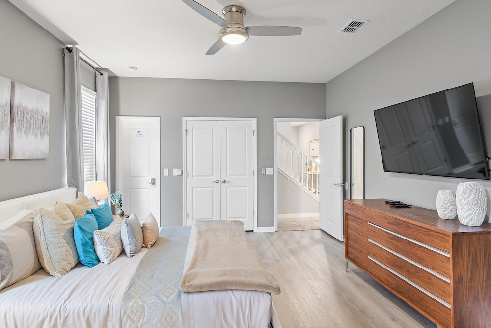 Windsor Island Resort 10 Bedroom Themed Private Home with Pool+Spa & Resort Amenity Access 10 Home