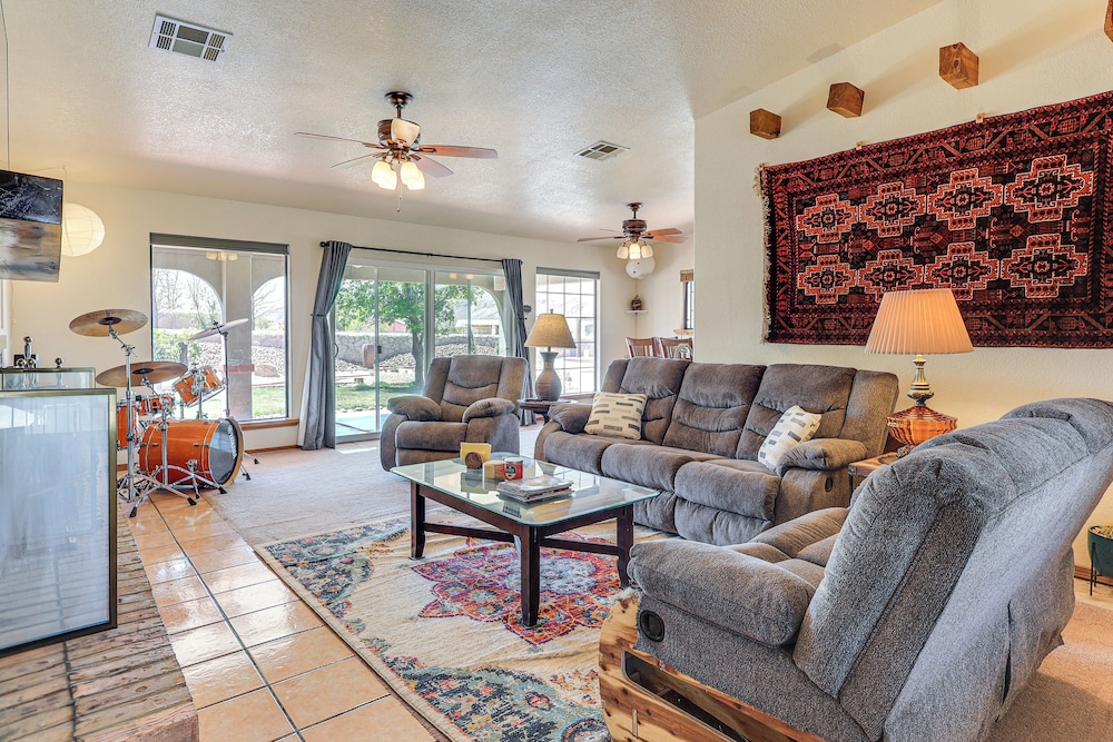 Walk to State Park: Secluded Retreat in Las Cruces