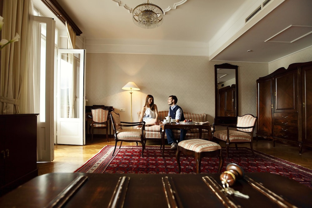 Bled Vacations - Grand Hotel Toplice - Property Image 4