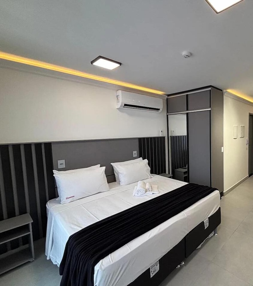 Simple Smart - LikeHome Hospedagens