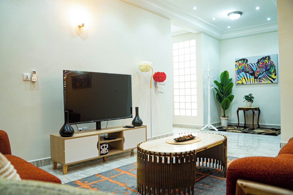 Modern Chic Apartment Yaoundé