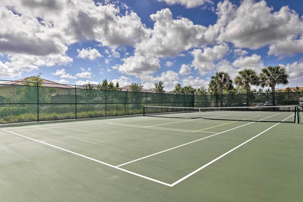 10 Mi to Disney World: Oasis w/ Resort Amenities!