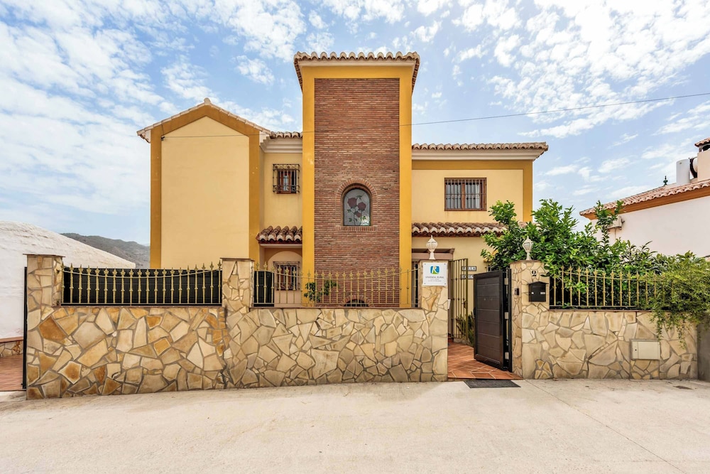 Villa Lorena view 4