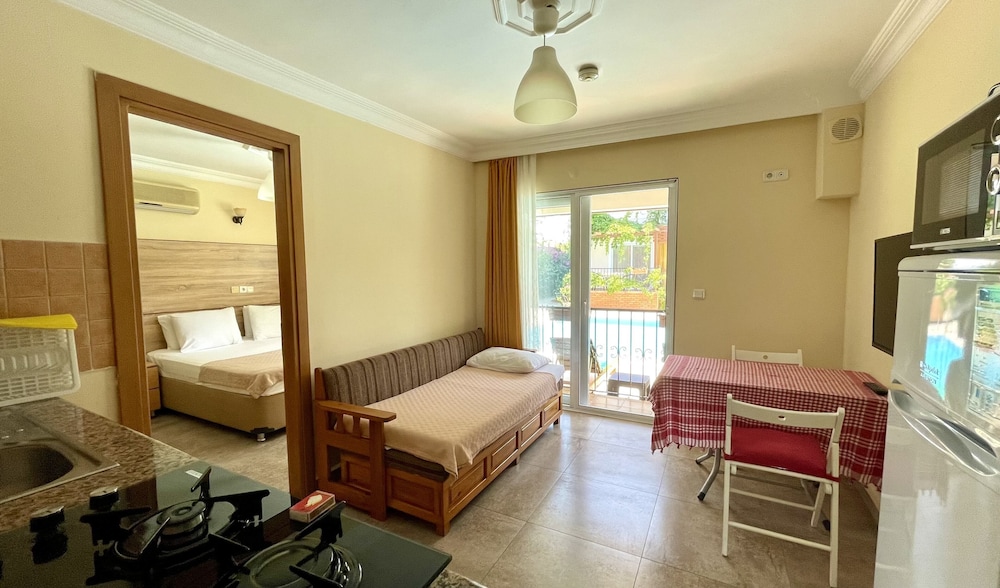 Ten Apart Hotel - Image 23