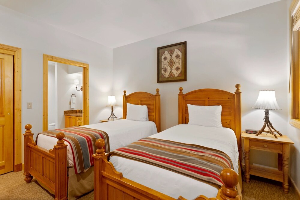 Trail's End Lodge at Deer Valley Resort - Four Bedroom Residence with Spa #18 4 Condo
