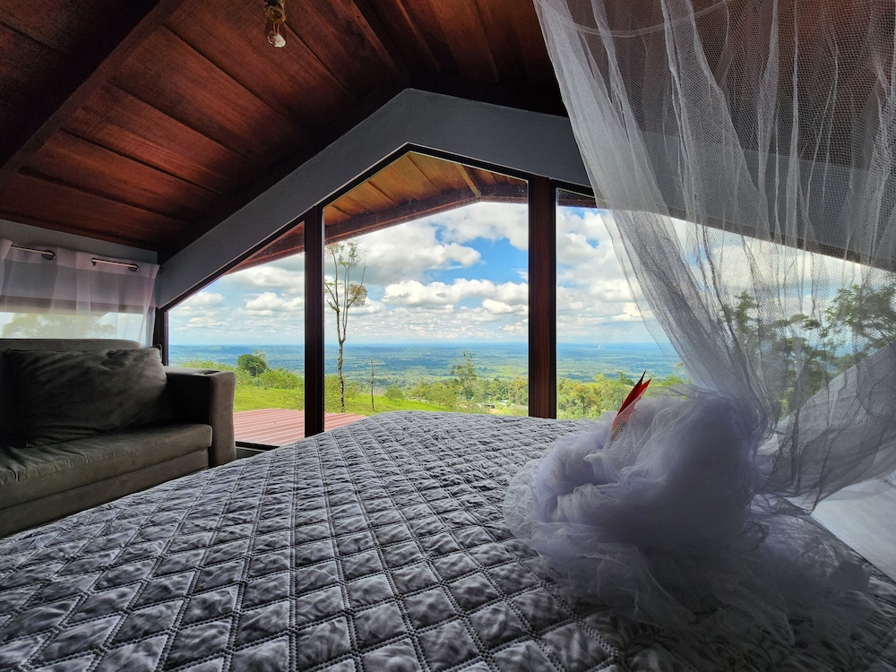 Cabañas Caeli Rainforest Glass Cabin La Perezosa La Fortuna