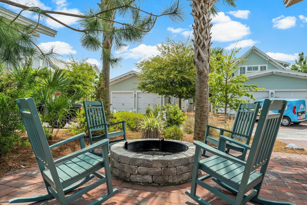 Prominence on 30A by Panhandle Getaways
