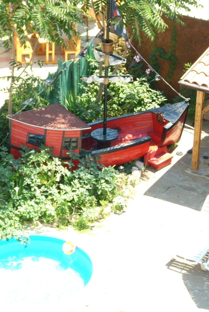 Family hotel Tropicana