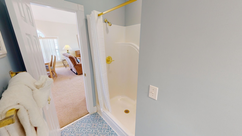 Magnolia Place 4717-302 2 Bedroom Condo