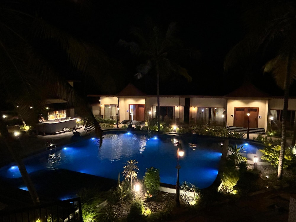 SCYLLA Luxury Resort & Spa