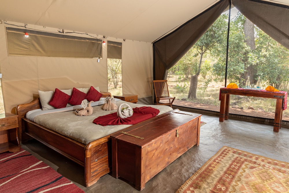 Hammerkop Migration Camp