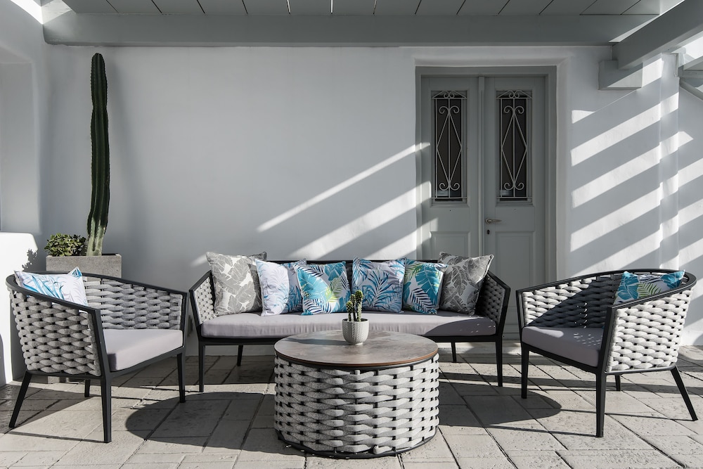 Riva Suites - Adults Only