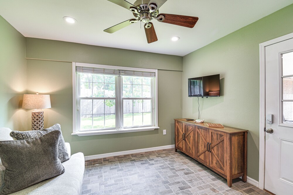 5 Mi to Gulf Beaches: Coastal Alabama Home