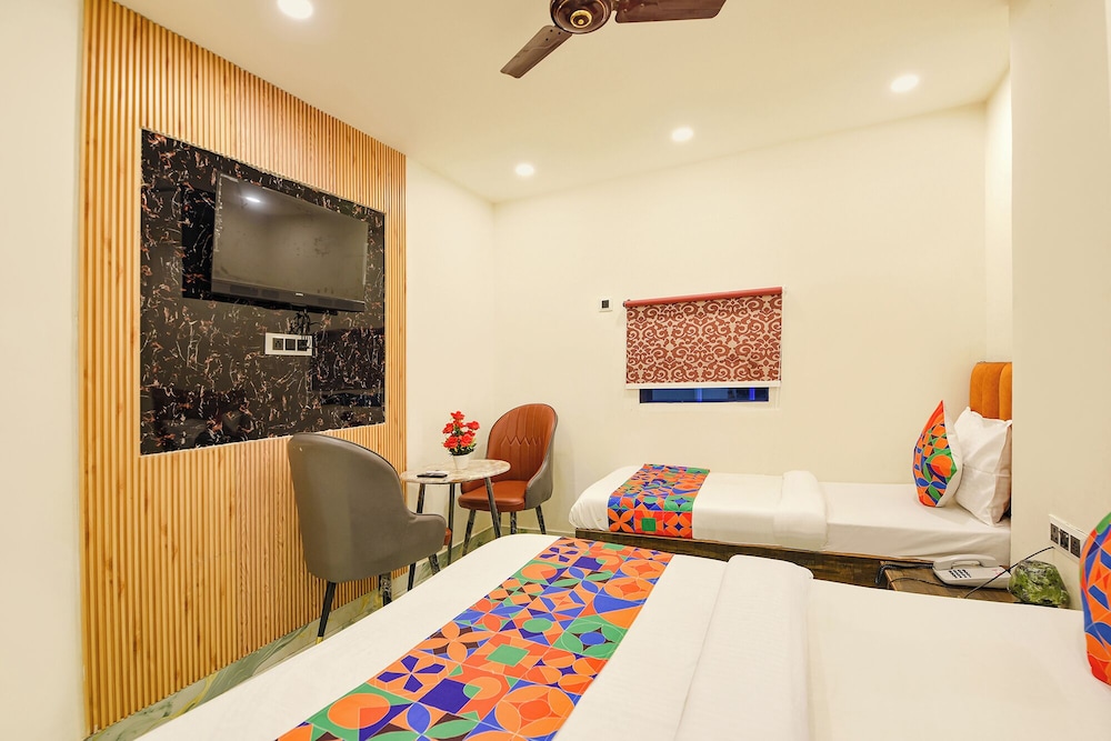 Fabhotel Blue Bell