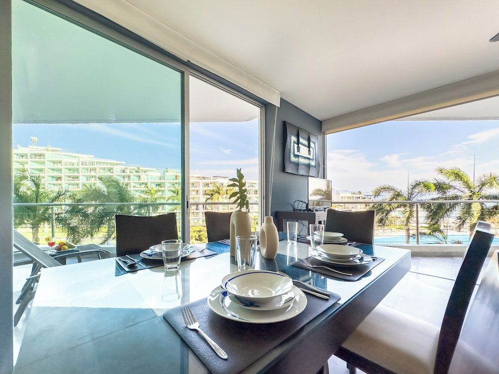 ARIA Residence Beachfront luxury