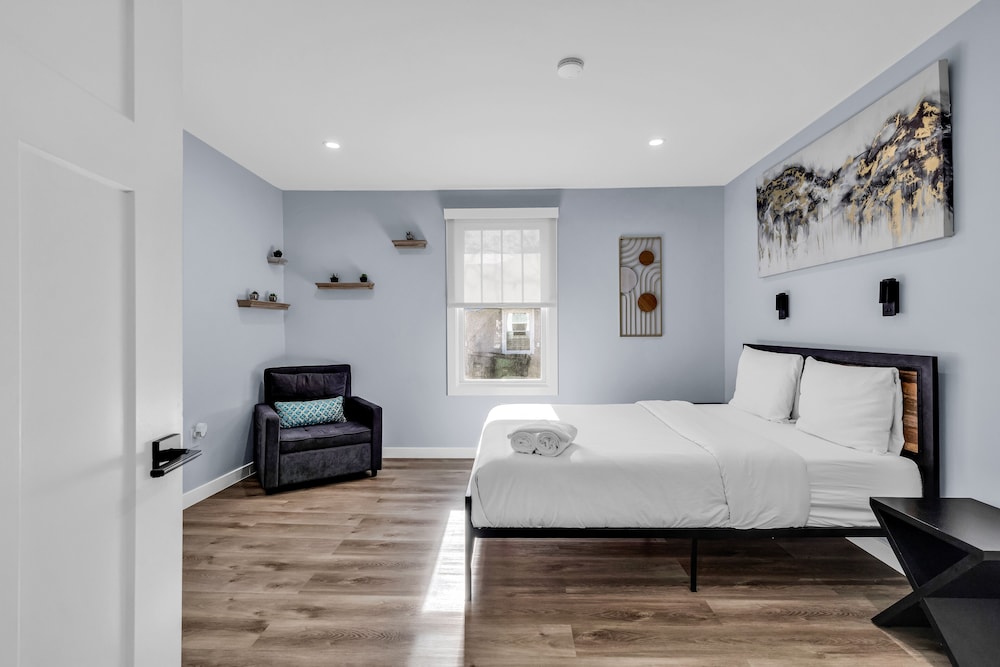 Charlotte Retreat Luxury 4BR Heaven