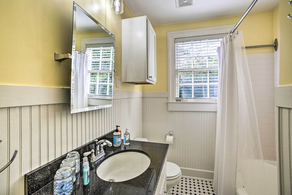 Adorable Baton Rouge Cottage < 3 Mi to Lsu! - Property Image 1