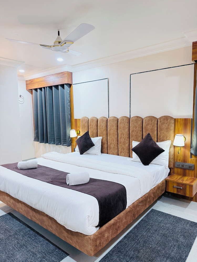 Hotel JK palace
