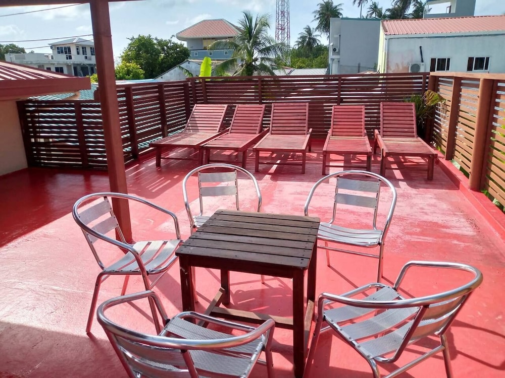 Sea Breeze View