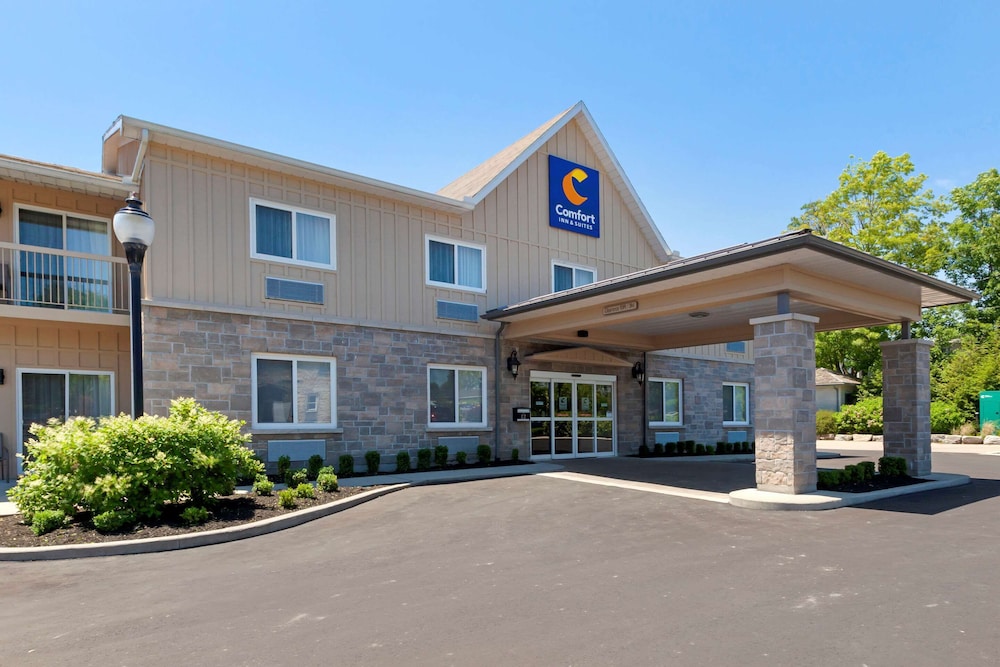 Hotel Comfort Inn & Suites Thousand Islands Harbour District