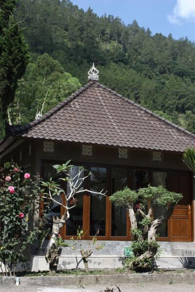 Baruna Cottages
