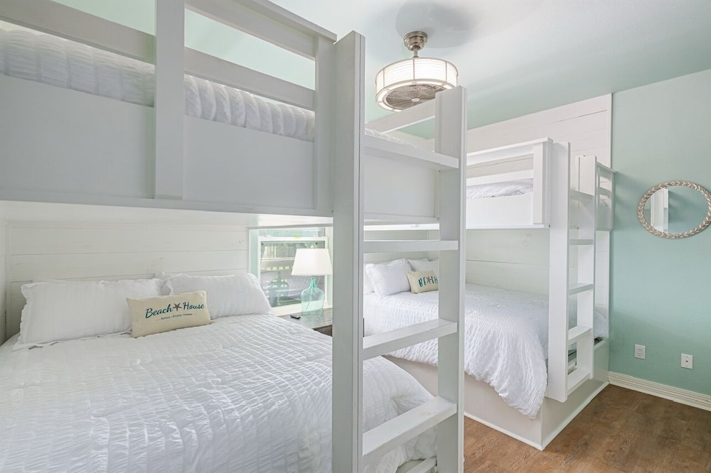 Sea Glass Retreat 3 Bedroom Home
