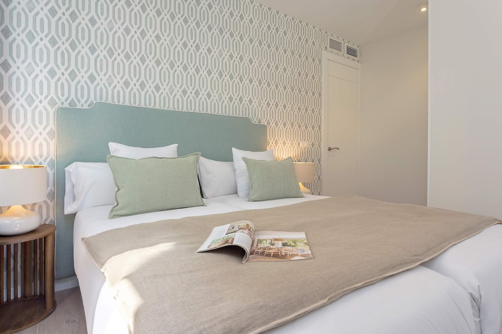 Exclusive 2-bedroom Near the Cathedral. San Matías I
