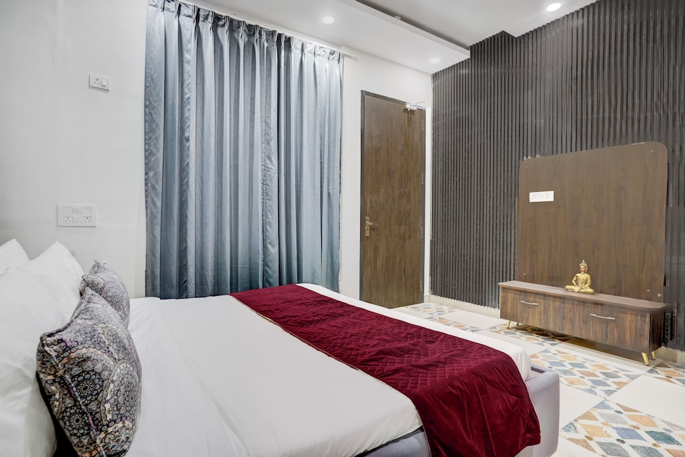 Alaya Stays Fortezza | Pet-friendly 6-BHK Farmhouse With Private Pool