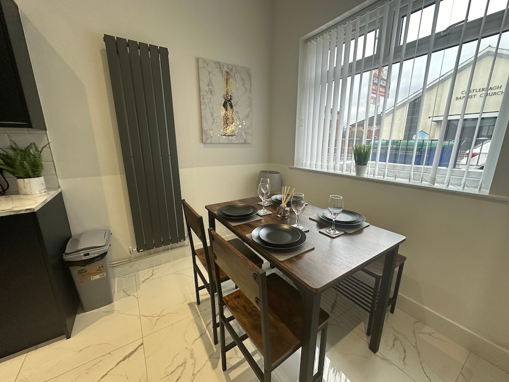 Stylish Apartment Free Parking