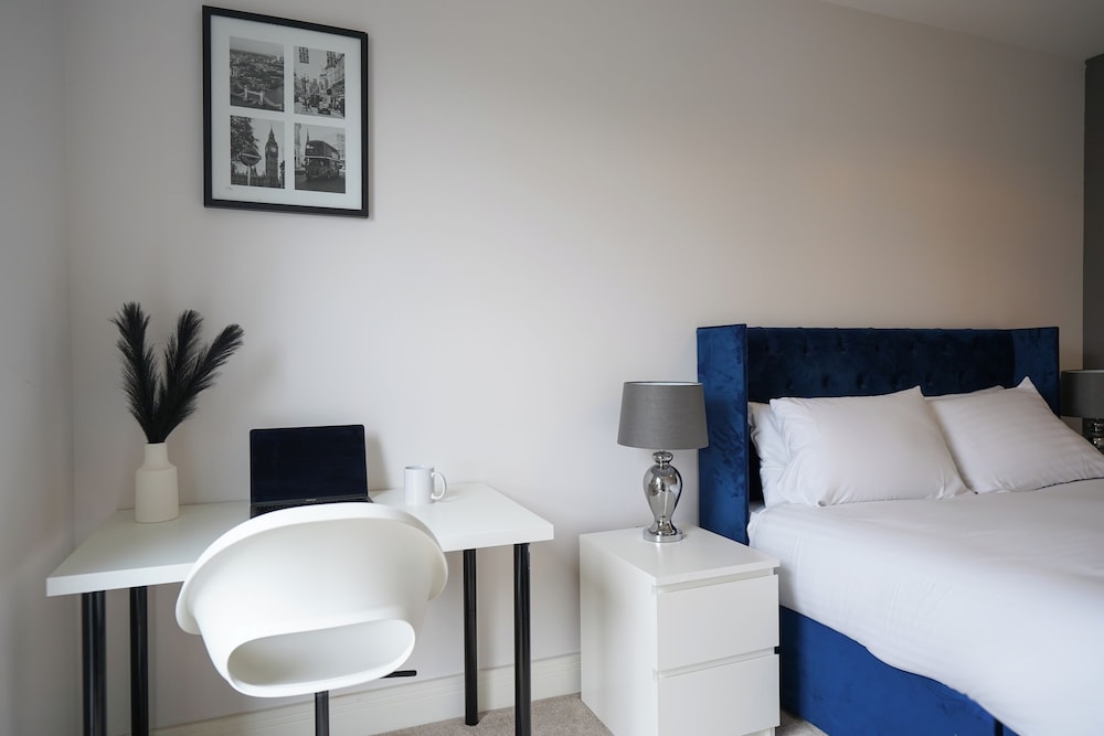 Serenity by the Water 3 bedroom London