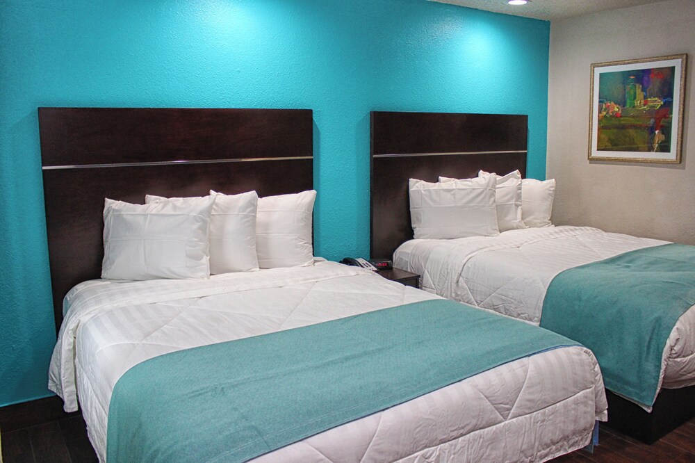 Spanish Trails Inn