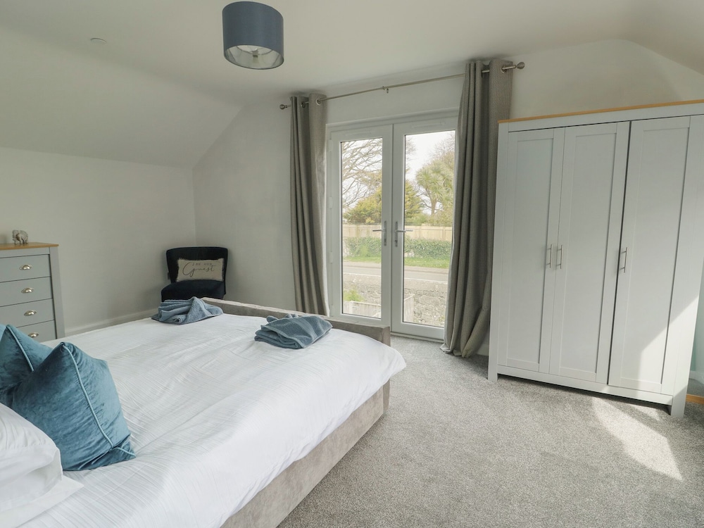 3 Parc Delfryn
