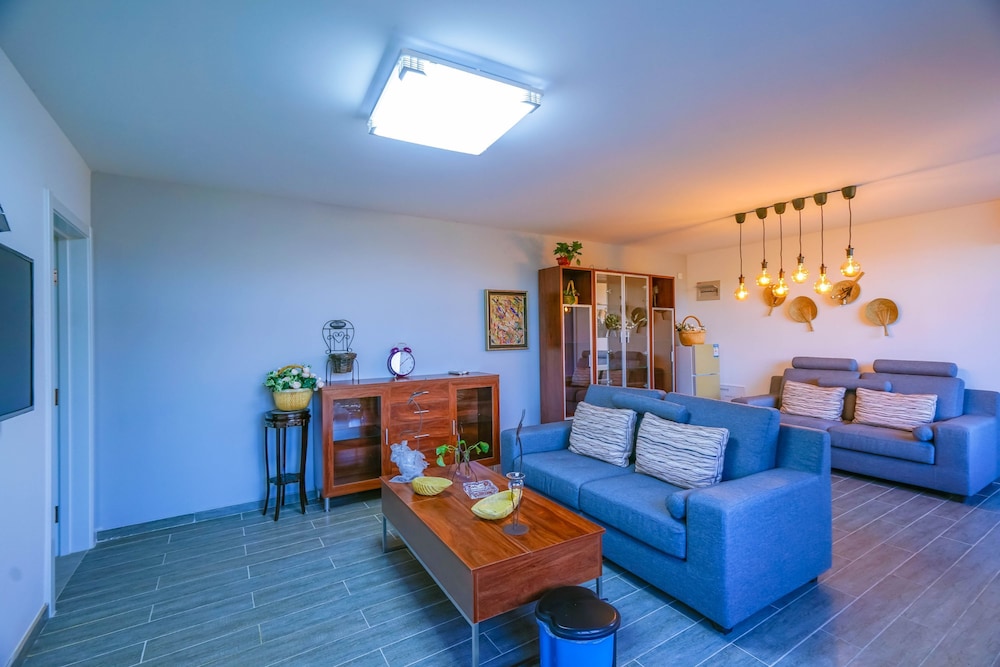 Yiyun Rural Residence Siji ChristmasTown