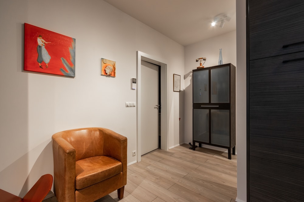 Apartment FR8