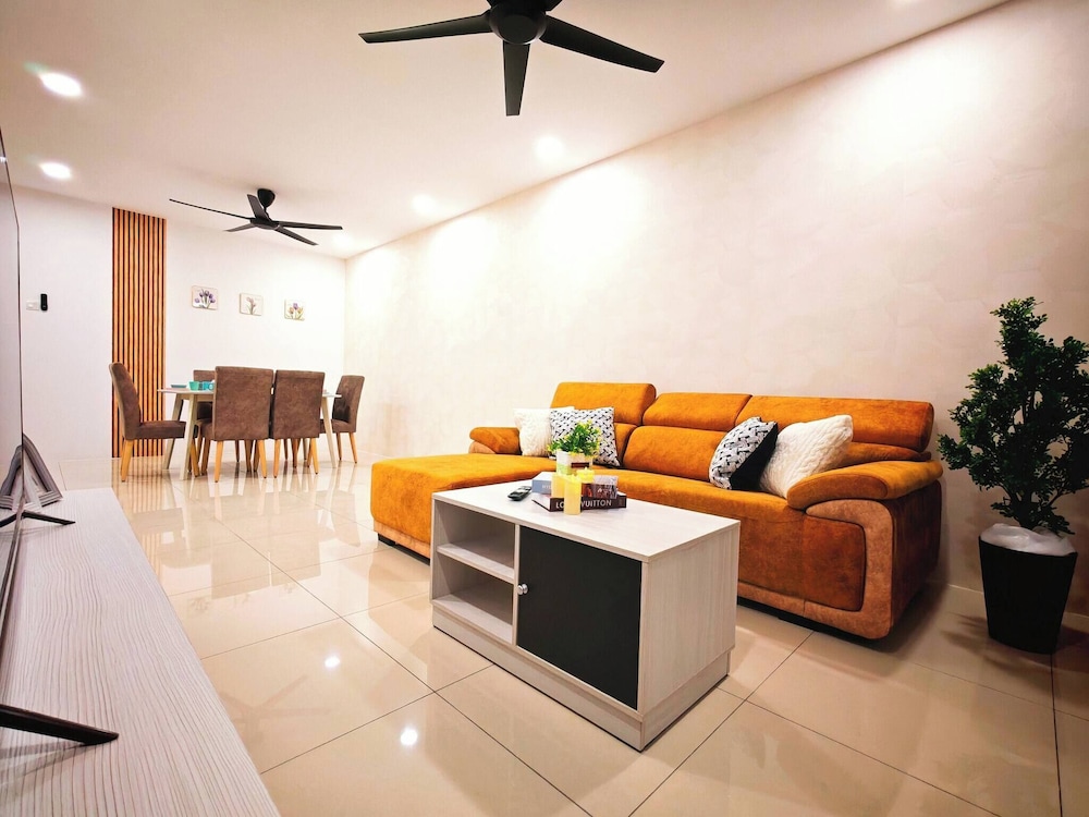 Ipoh Manhattan Free Waterpark 3BR 8pax Family Suite Mha306 by City Home Empire
