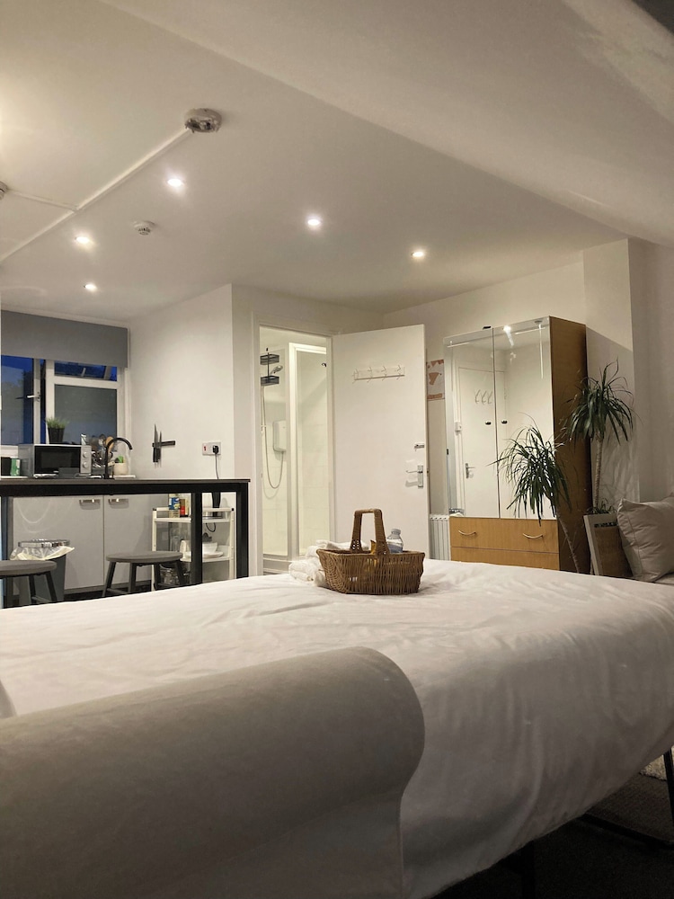 Lovely 1-bed Studio in Walthamstow London