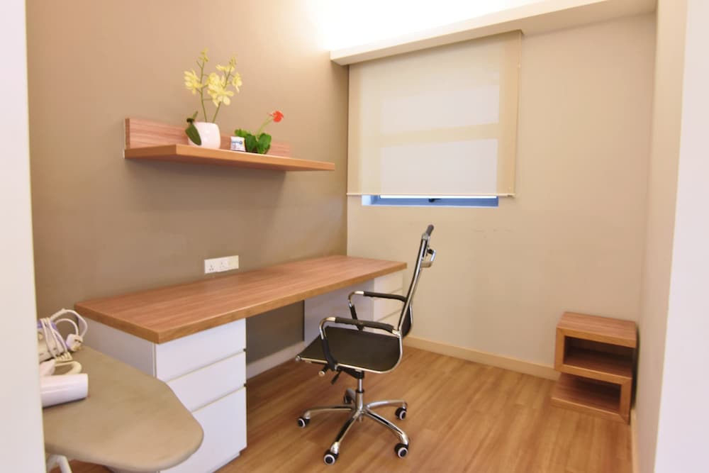 Pet Friendly, 3BR Apt KL, Bathtub & Parking