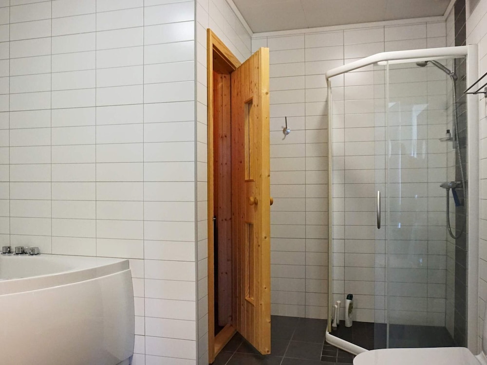 4 Person Holiday Home in Bovallstrand-by Traum