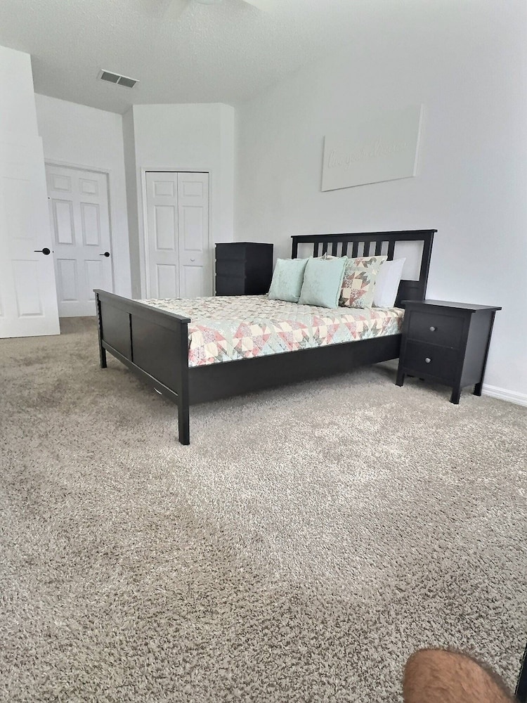 3BR Townhome Lake Berkley - Near Disney