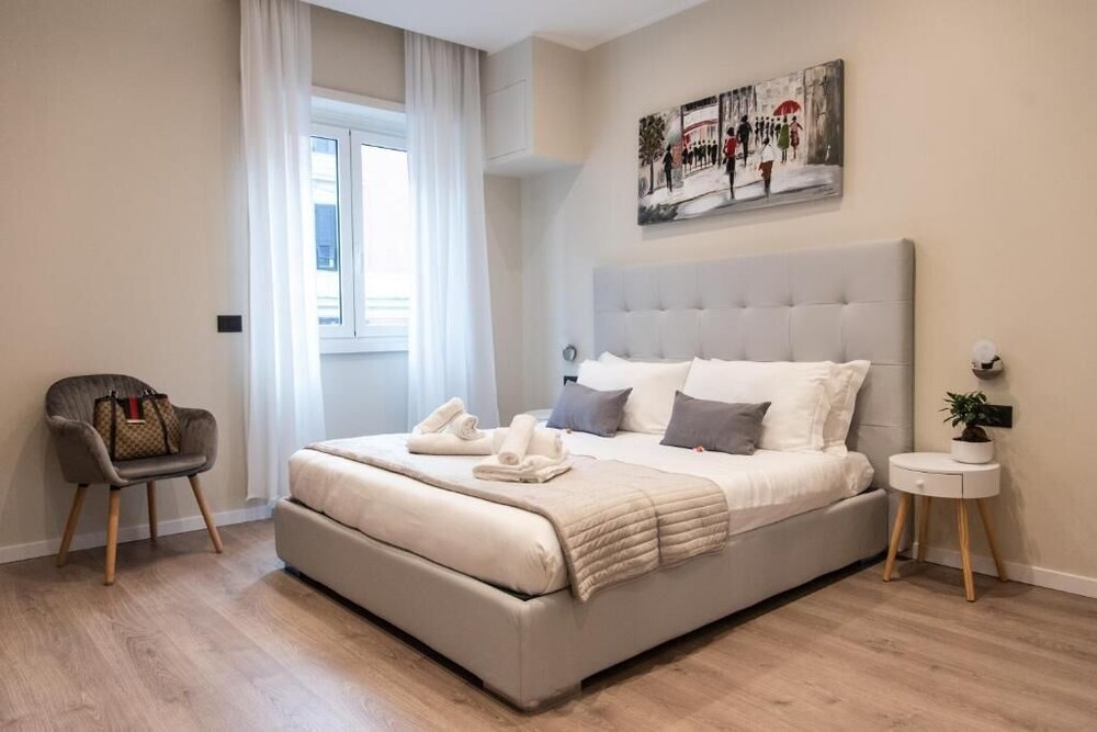 XXIV Domus Luxury Suites
