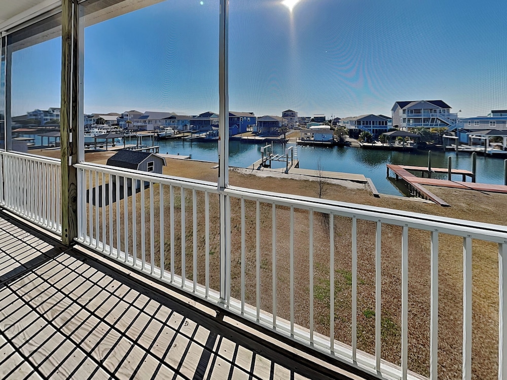 Perfectly Seasun'd by Topsail Realty