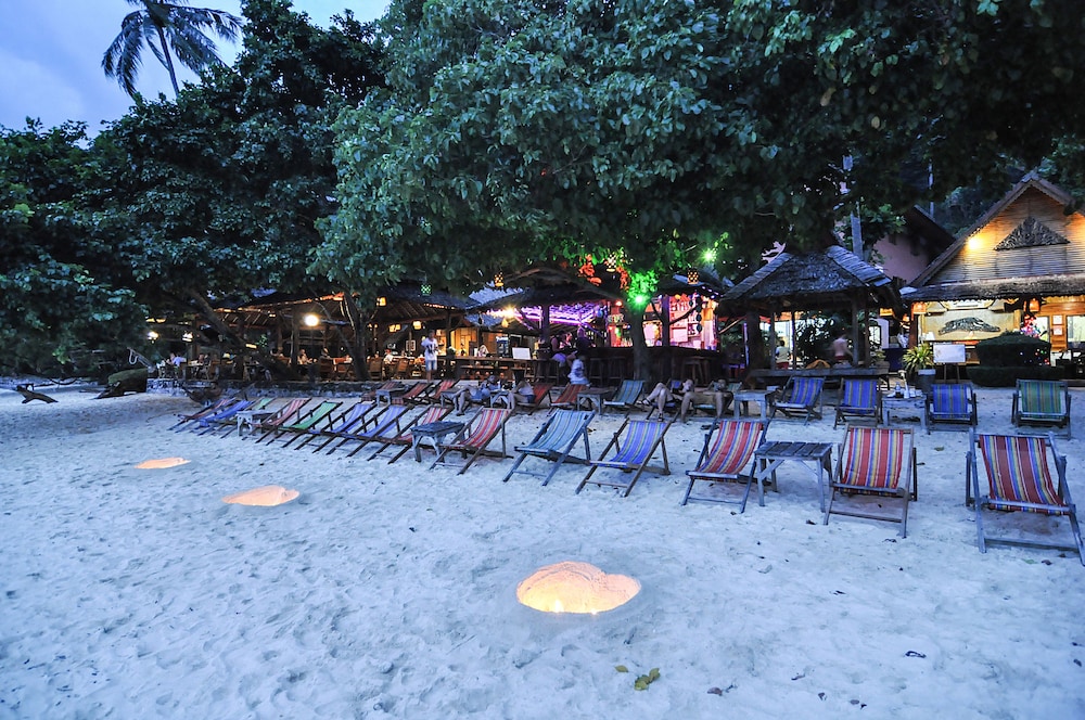 Phi Phi Relax Beach Resort