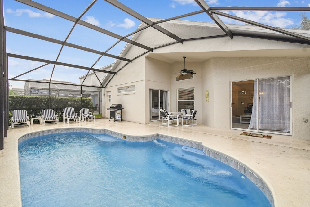 Home w/ Private Pool & Game Room - Near Disney!