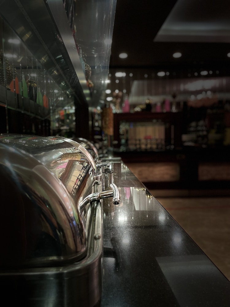 The Conforium Hotel - Image 37