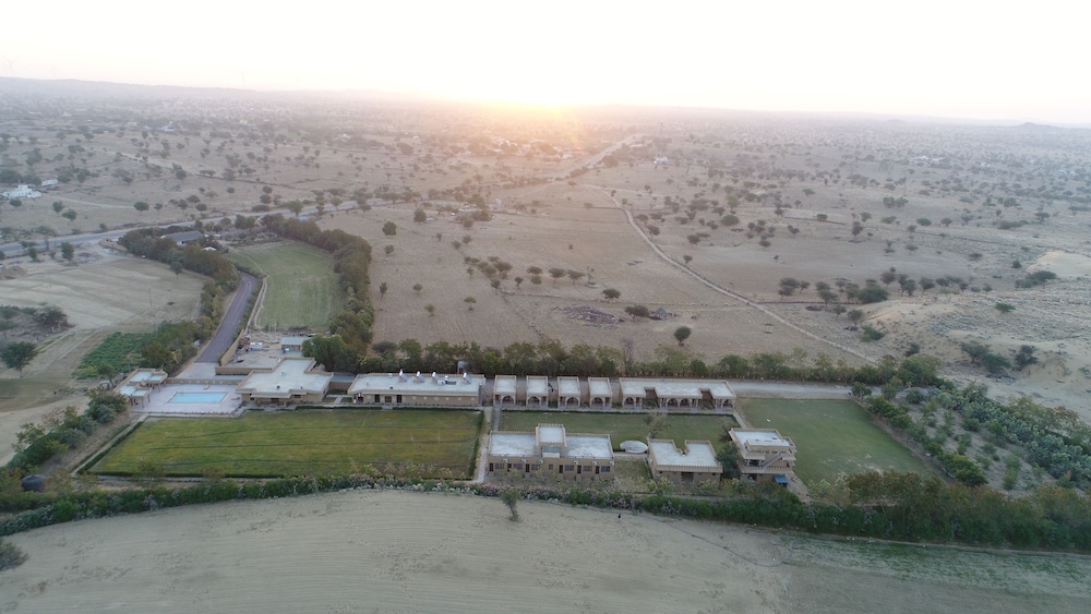 Hariyali Dhani Camps and Resorts